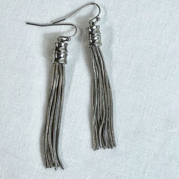 Lot of 3 Pairs Silver Tone Dangle Earrings – Tassel, Bead, Geometric Oval - Picture 2 of 5